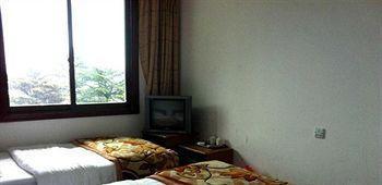 Mount Emei Jindingxiang Huaili Hotel Emeishan Exterior photo